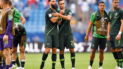 استراليا في مواجهة بيرو في مباراة الحفاظ على الآمل الأخير