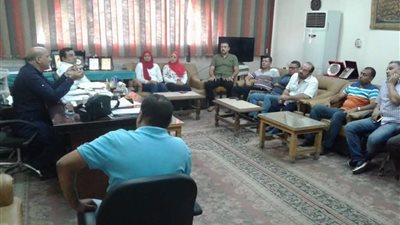 كيفية استثمار المنشأت الرياضية بإجتماع الشباب والرياضة بـ