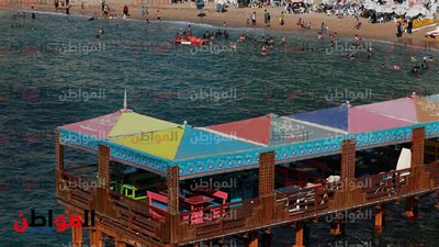صور| شاطئ ستانلي في الصيف علي طريقة جزر المالديف 