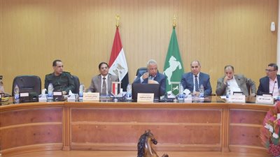 محافظ الشرقية يدعو الشباب للتطوع والعمل بجمعية بسمة للإيواء بـ