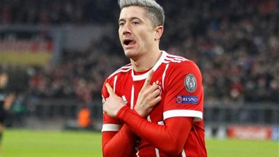 صراع ثنائى إنجليزي على ضم ليفاندوفسكي