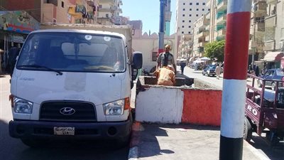 محافظ سوهاج يوجه بمتابعة العمل فى مواقف السيارات والالتزام بالتعريفة الجديدة