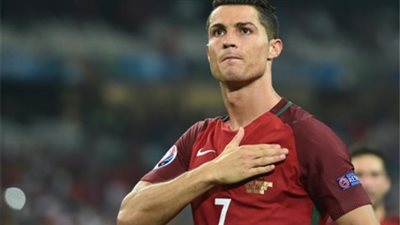 رونالدو وكين يقودان التشكيل المثالي لدور المجموعات لمونديال روسيا