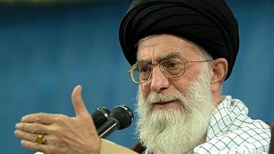 مجددًا .. خامنئي يهاجم أمريكا: هنوريكم
