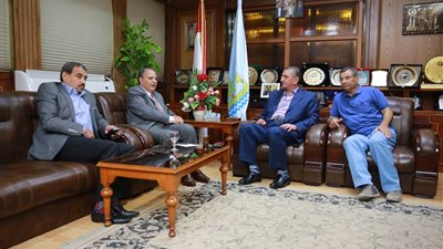 محافظ كفرالشيخ يستقبل مساعد وزير الداخلية لـ