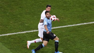 بيرناردو سيلفا يهدر الفرصة الأولى لـ