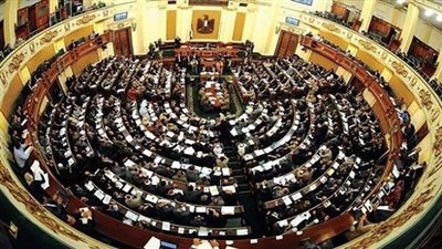 تسعة وزراء يحضرون البرلمان لـ