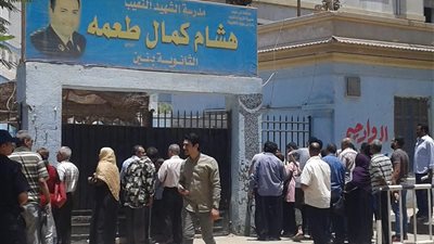 الثانوية العامة 2018| طلاب علمى بنى سويف يؤدون امتحان مادة الاستاتيكا