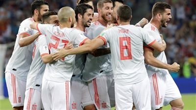 إسبانيا بالقوة الضاربة أمام روسيا