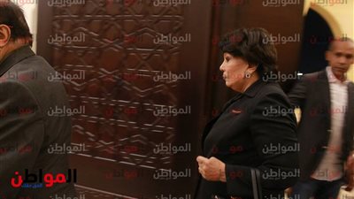 فيديو| الحزن يخيم علي عزاء الفنان الراحل مدحت مرسي