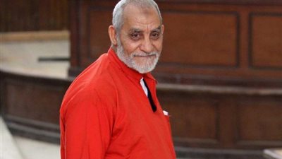 اليوم.. محاكمة بديع وآخرين في قضية أحداث مكتب الإرشاد