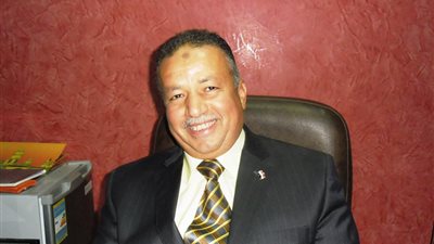 ضبط أحد العربان بحوزته بندقية آلية وطلقات نارية بـ الوادي الجديد
