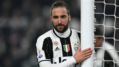 تشيلسي يقترب من هيجوايين 