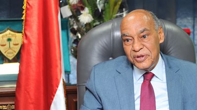 جولة تفقدية لرئيس قطاع الدولة بالإسماعيلية حول الممر الملاحي