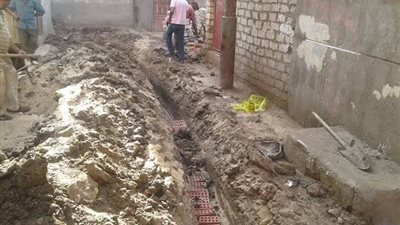بعد شكاوى المواطنين.. تركيب محول جديد بقرية 