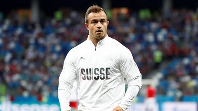 شاكيري يقود هجوم سويسرا إمام السويد
