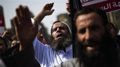 فيديو.. مشادة بين السلفية والصوفية 