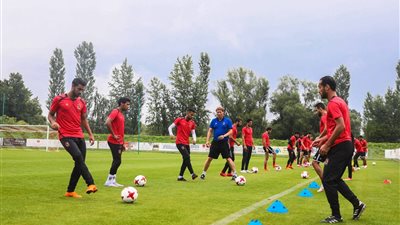 الأهلي يخوض المران غدًا على فترة واحدة