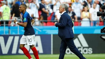 فينجر: مبابى سيسطر اسمه في تاريخ كرة القدم