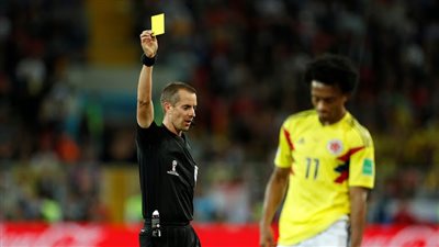 مارادونا يصف حكم مباراة انجلترا وكولومبيا بـ
