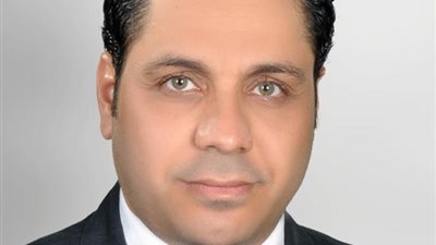 محمود عطية لـ