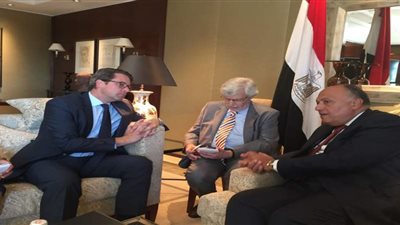 سامح شكرى يلتقي وزير النقل والبنية الرقمية الألماني