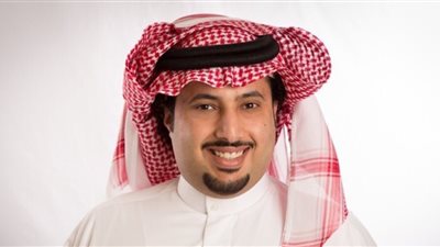 في لافتة إنسانية..  ترك آل الشيخ يتبرع بـ