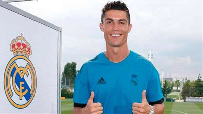 صورة.. ريال مدريد يقدم الزي الجديد لـ