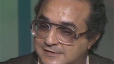 إنفوجراف| معلومات عن المخرج الراحل 