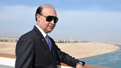  293 سفينة تعبر قناة السويس في 6 أيام  
