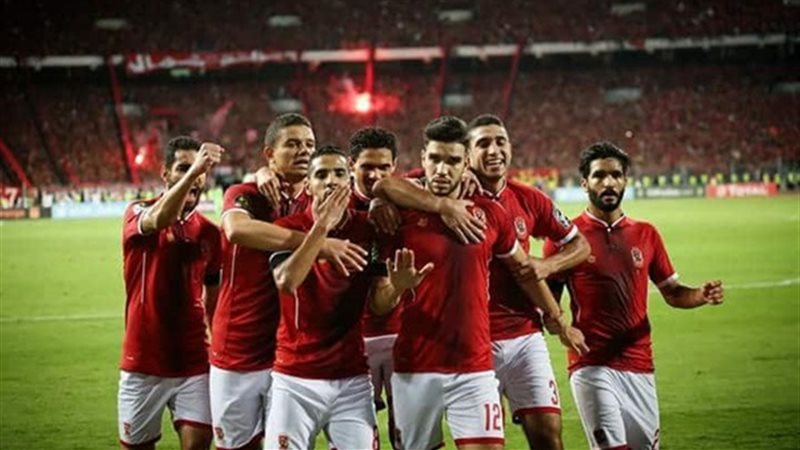 لاعبو الأهلي