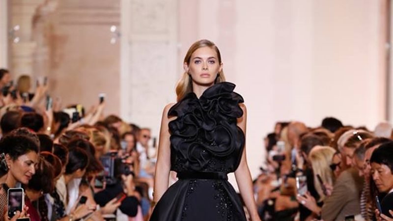 فساتين إيلي صعب 2019