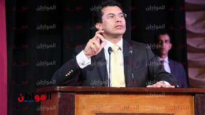 وزير الرياضة يلتقي شباب الصعيد في مركز شباب الجزيرة