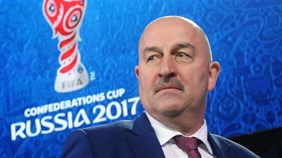 مدرب روسيا يشيد بدعم بوتين قبل مواجهة كرواتيا
