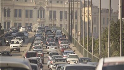 كثافات مرورية عالية أعلى كوبري اكتوبر