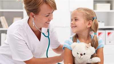 دكتورك عند المواطن.. تعرف على أشهر أطباء الأطفال في القاهرة