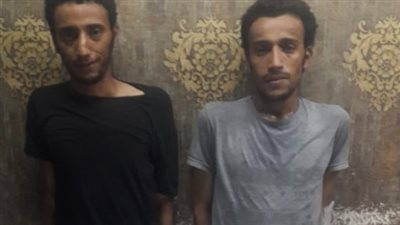 شقيقين سرقا هاتف تاجر تحت تهديد السلاح فوقعا في قبضة الأمن