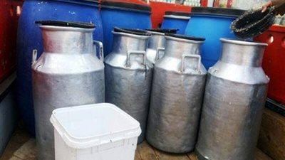 مباحث بني سويف تتمكن من ضبط 2 طن ألبان فاسدة قبل تهريبها 