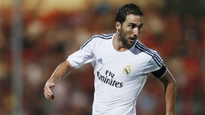 ريال مدريد يفكر في استعادة جونزالو هيجواين