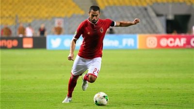 شوبير: الأهلي دخل في مشلكة مع أحمد فتحي لهذا السبب