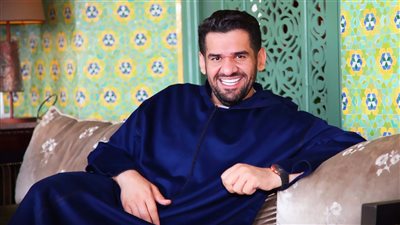 حسين الجسمي يسترجع ذكريات أغنية 