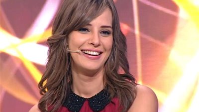 غدًا.. إيمان العاصي تكشف كواليس أعمالها الفنية في 