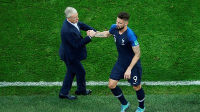 ديشامب يحقق رقمًا مميزًا مع الديوك