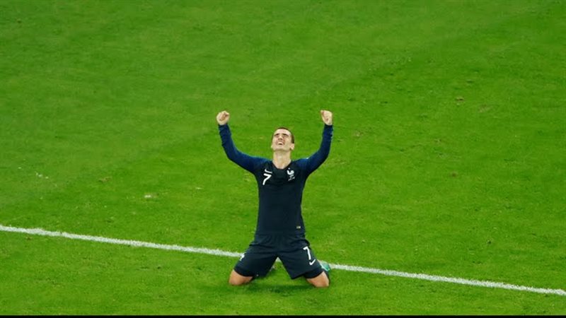 جريزمان لاعب فرنسا