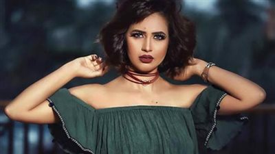 رنا سماحة تشارك جمهورها صورة مع صديقها 