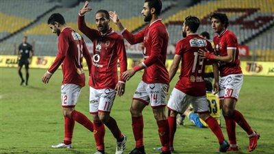 الأهلي يفوز على نجوم المستقبل بثنائية وديا
