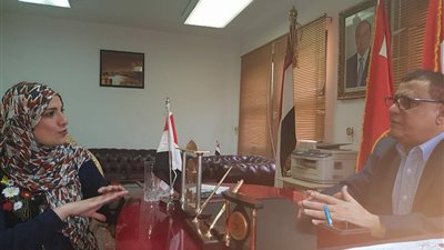 صحفية مصرية تحل أزمة جرحى الجبهات اليمنيين لدى سفارتهم بالقاهرة