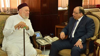 وزير التنمية المحلية يلتقي الدكتور علي جمعة 