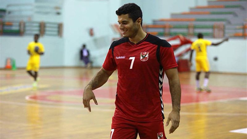 مصطفي خليل لاعب الاهلي