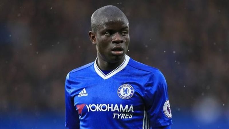 كانتى لاعب وسط تشيلسي